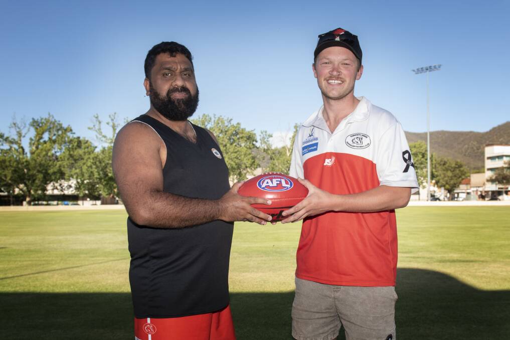 READY TO GO: Jeff Talbot and Jessie Verdouw are eager to take part in Tamworth's inaugural AFL nines competition. Photo: Peter Hardin 121119PHE001

