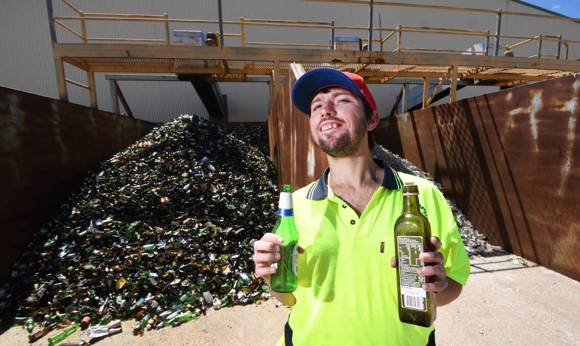 TRASH TO TREASURE: The Gunnedah Recyclit team is hopeful a new federal government funding scheme may create new jobs for the region. 