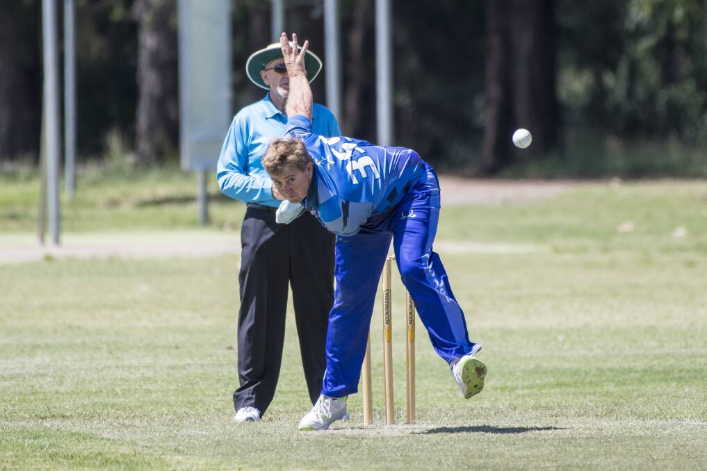 ON FIRE: Old Boys' Troy Sands got his season off to a flying start by claiming four wickets against West Tamworth. Photo: Peter Hardin 221218PHC010 