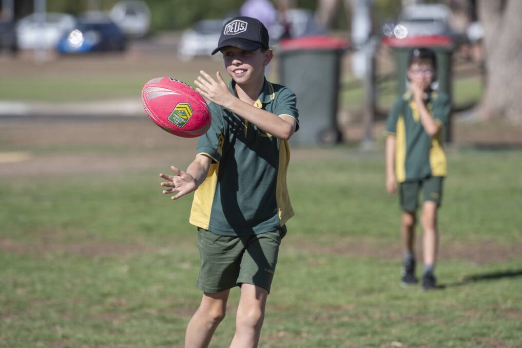 SAFETY FIRST: Tamworth's Monday night touch football and Oztag has been called off due to smokey conditions. Photo: Peter Hardin 111119PHD161