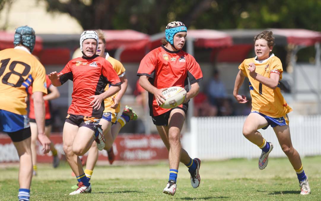 LOOKING TO THE FUTURE: Local sporting clubs are being encouraged to have their say from Tamworth MP Kevin Anderson. Photo: Barry Smith 101015BSH26