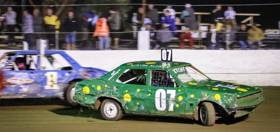FULL THROTTLE: More than 90 competitors are expected to flock to Tamworth's Oakburn Park on Saturday night. Photo: Dirt Track Angel Photography 