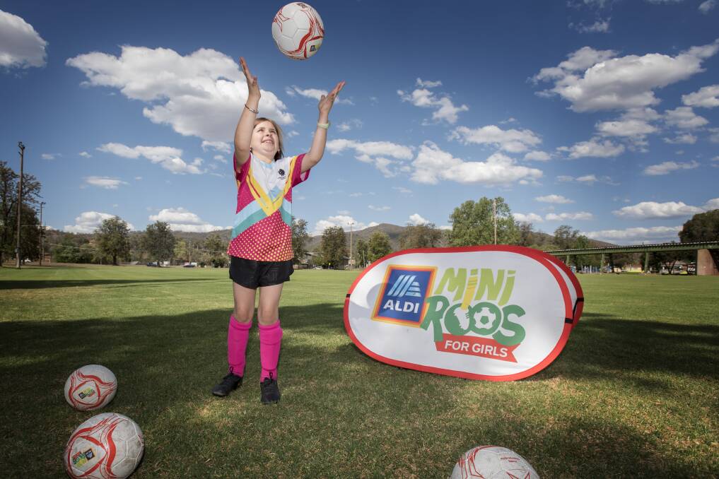 ON THE HUNT: Tamworth's Aldi Mini Roos junior soccer program is searching for new players to join in the fun. Photo: Peter Hardin 151019PHD011 