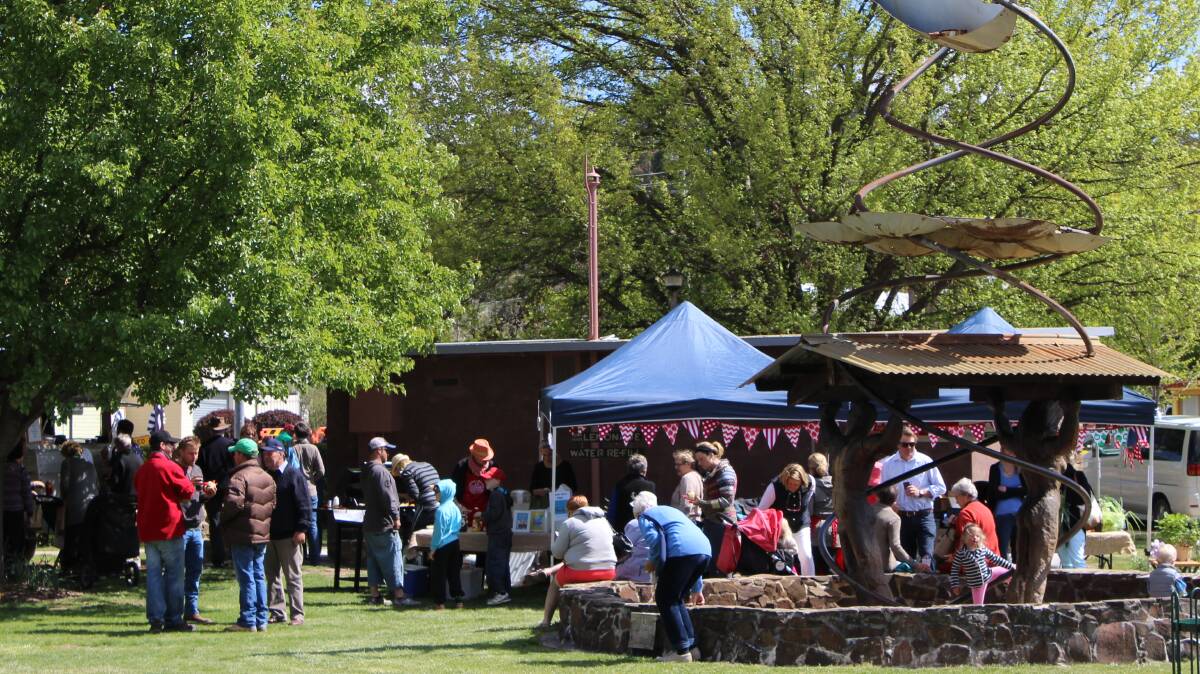 The Walcha Farmers' Market is held in McHattan Park on the third Saturday of the month during spring and summer