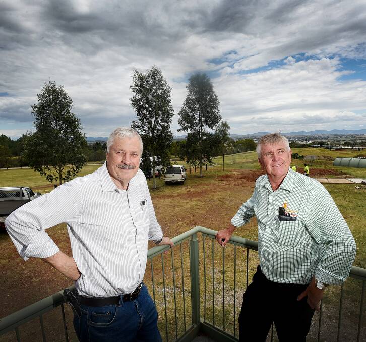 SKY-HIGH GOALS: Tamworth Regional Astronomy Club members Garry Copper and Phil Betts are among the stargazers helping the new centre come to fruition. Photo: Gareth Gardner 171215GGB01