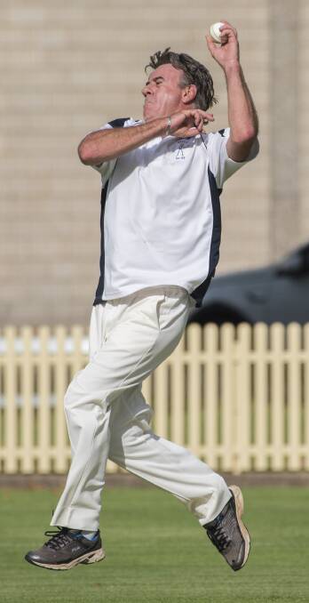 Incoming: Peter Sommerwell was invoking memories of Jeff Thomson as he steamed in for the Over 50s at No 1 Oval last Friday. Photo: Peter Hardin 120117PHE080
