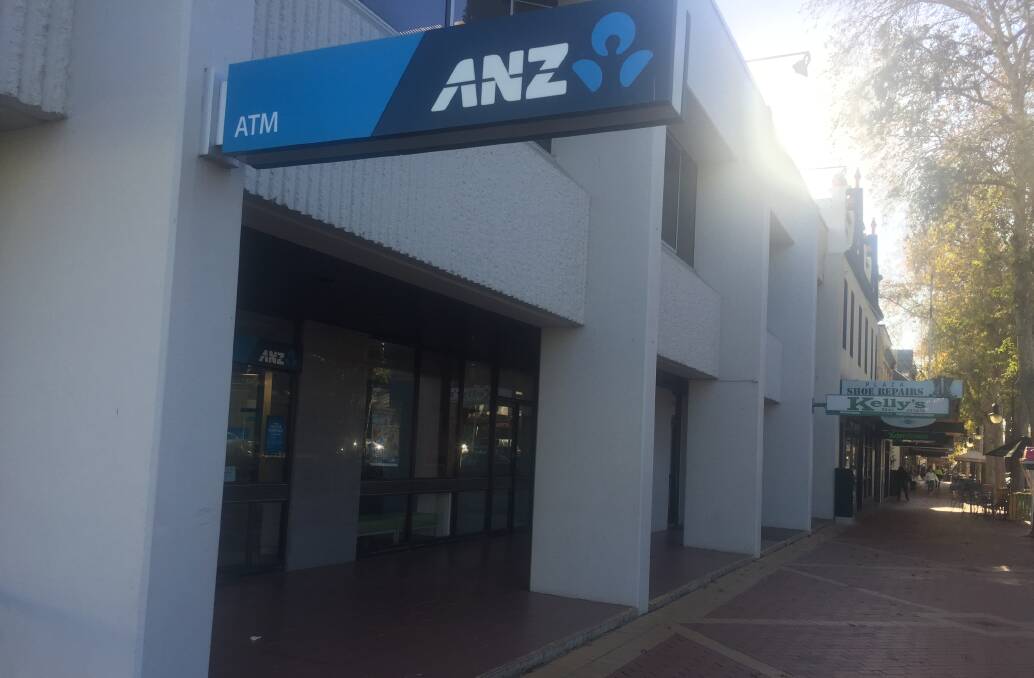Post it: ANZ customers in Tamworth were advised late last month the branch would be closing its doors for almost two months. Photo: Chris Bath