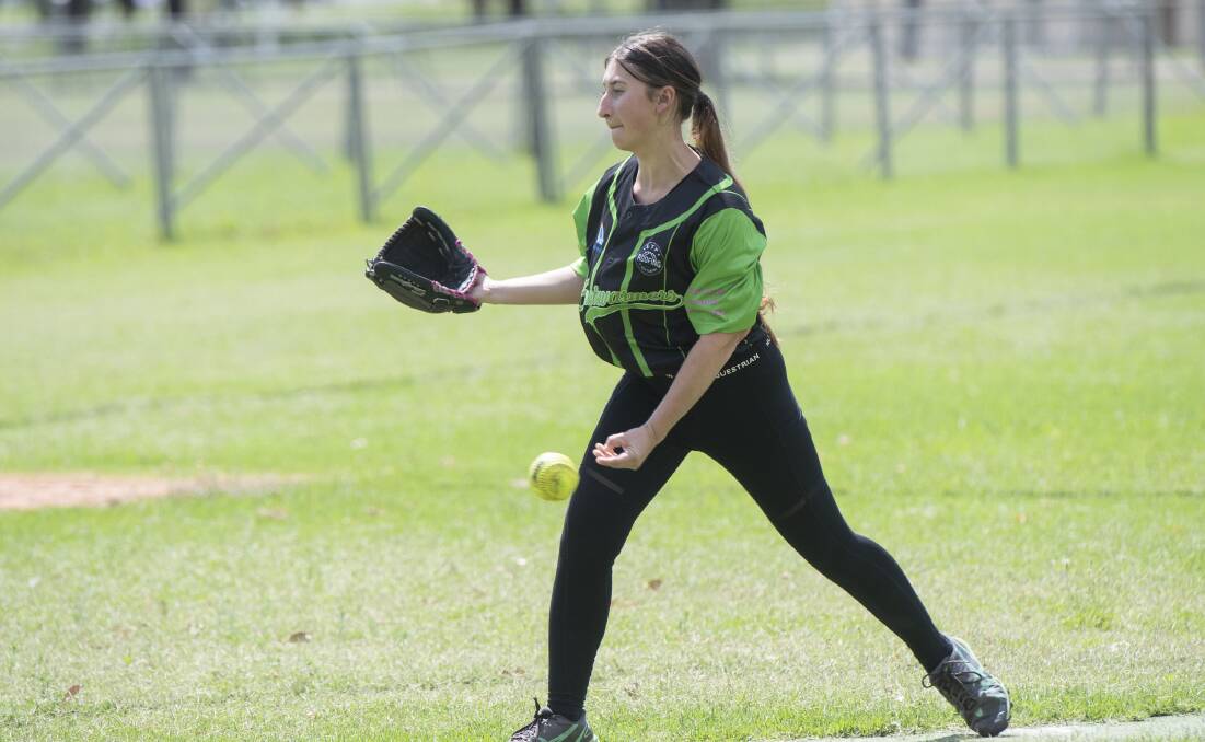 INCREASE: The Benchwarmers fielded two teams in the 2020/21 Tamworth Softball seniors competition.
Photo: Peter Hardin