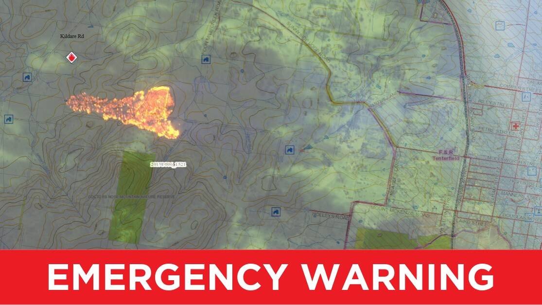 Emergency warning issued for Tenterfield as bushfire blazes