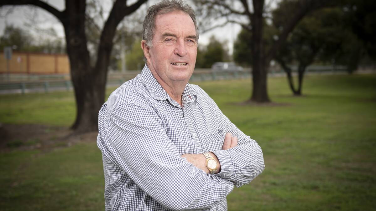 Walcha mayor Eric Noakes was one of the speakers at the renewable energy forum in the town.