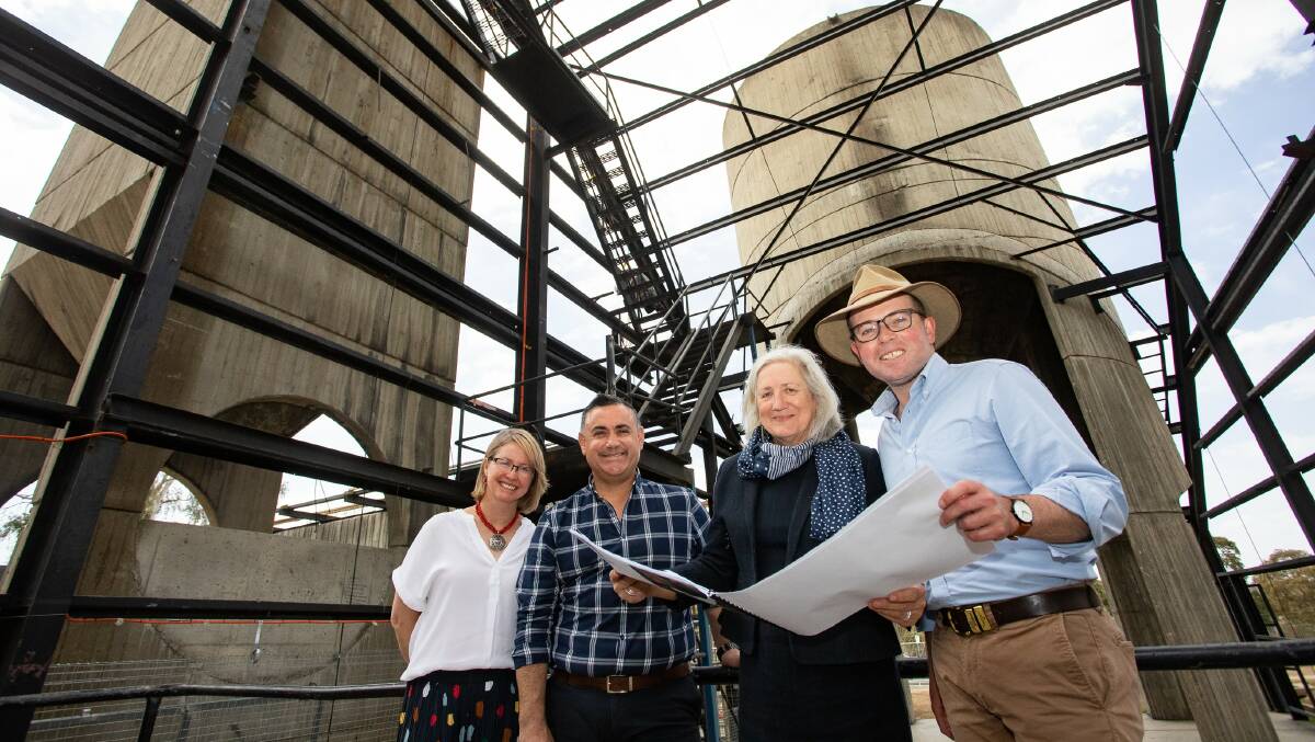 Celebrating the funding news at the soon-to-be UNE Discovery Centre, UNE Discovery Leader Dr Kirsti Abbott, Deputy Premier John Barilaro, UNE Vice-Chancellor Brigid Heywood and Northern Tablelands MP Adam Marshall.