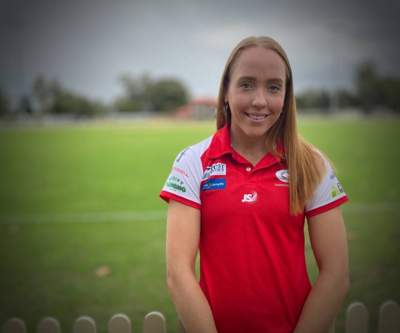 NEW CHAPTER: Eliza Hand has joined her elder sister, Danielle, in Tamworth and at the Swans. Photo: Mark Bode