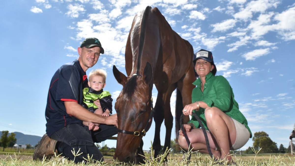 FLASHBACK: Anthony Varga with partner Denna Burns, son Blaze and Somebeachsomegift ahead of the Gold Nugget in January. Photo: Ben Jaffrey