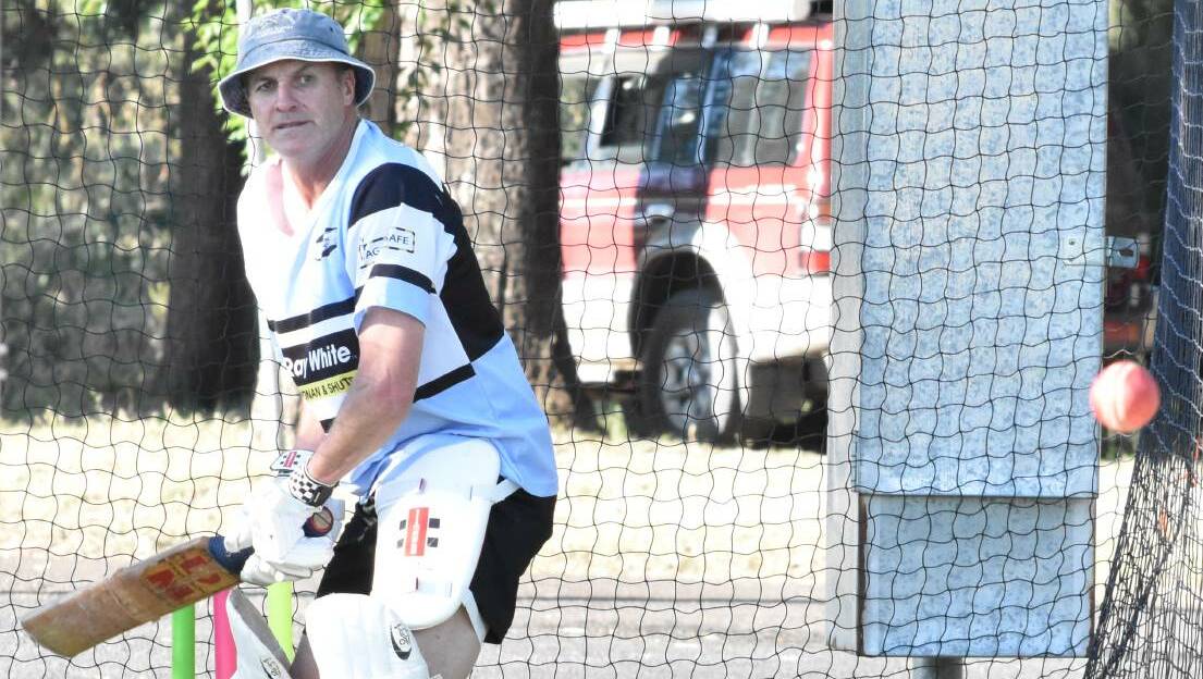 VETS: Richard Rowlings will play in a day-nighter at No.1 Oval on Friday.