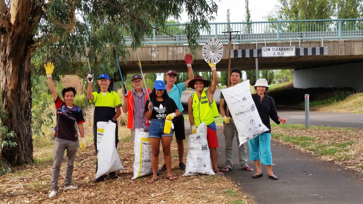 Different cultures come together to clean up Tamworth