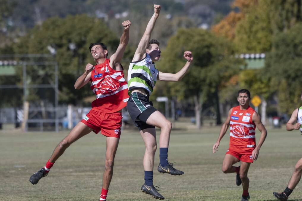 Nomads player Xavier Walsh, pictured playing against the Tamworth Swans. Photo: Peter Hardin. 