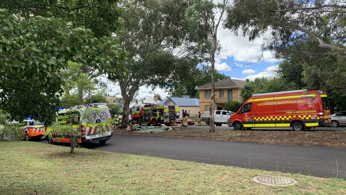 FIRE: A unit was damaged by smoke after tradies discovered that a fire had broken out in the loungeroom on Thursday afternoon. Photo: Emma Bailey