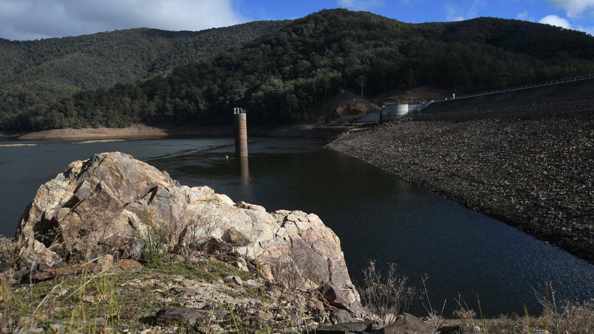 The report states the old Dungowan Dam, pictured, would be decommissioned. File picture