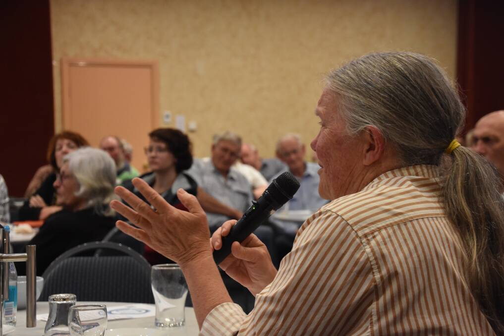 Tamworth Water Security Alliance member Bev Smiles asks a question at the water forum event. Picture by Andrew Messenger 