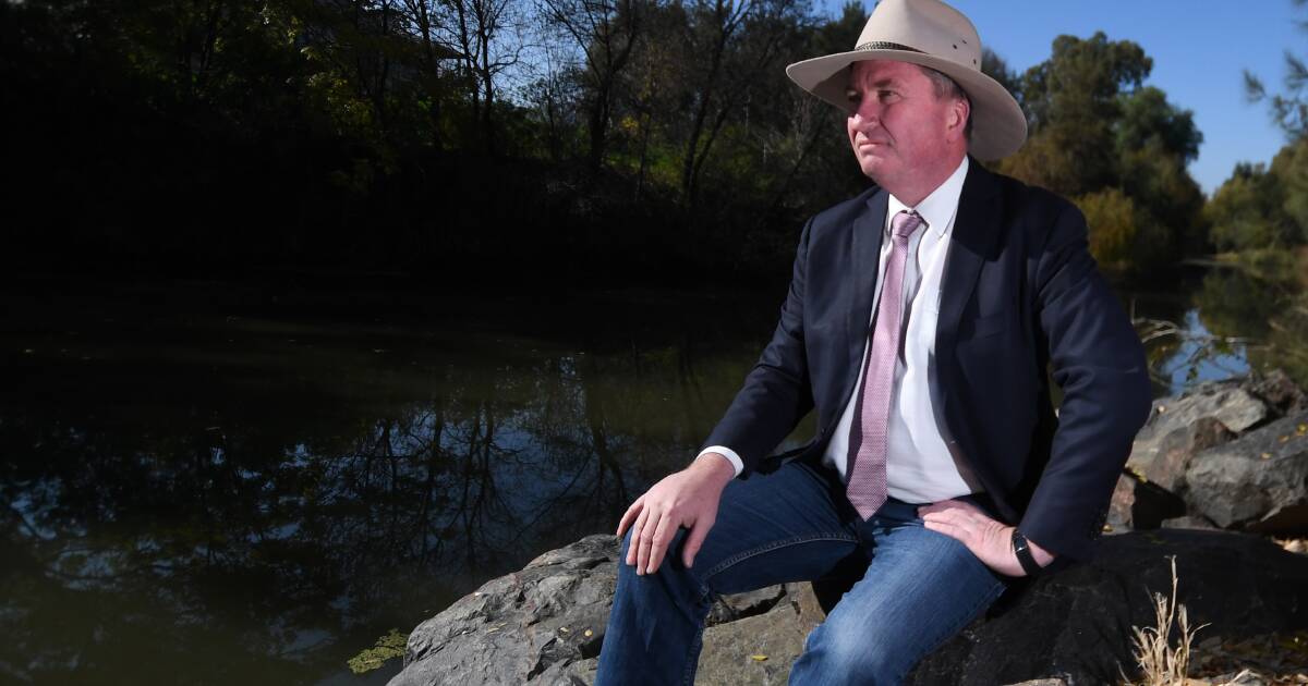 barnaby-joyce-slams-maladministration-by-state-over-farmers-water