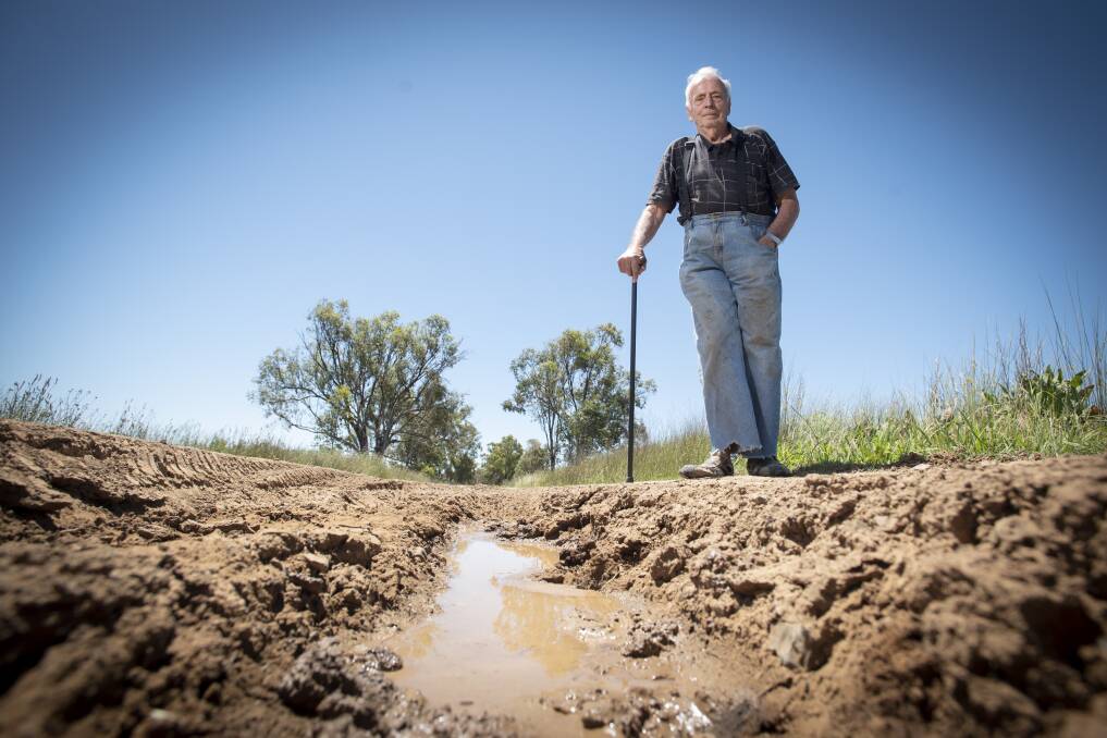 FED UP: Fourth generation Duri farmer Stan Lee is fed up with the "shocking condition" of Woodlands Road and Lees Road. Photo: Peter Hardin 