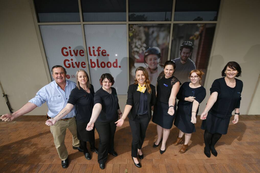 BLOOD DRIVE: Davidson Cameron & Co's Scott Bray, Partner Now Property's Noeleen Barrett and Courtney Hodges, Ray White's Wendy Skewes and Burke and Smyth's Stephanie See, Emma Sherwood and Mel Garde. Photo: Gareth Gardner 071021GGA01