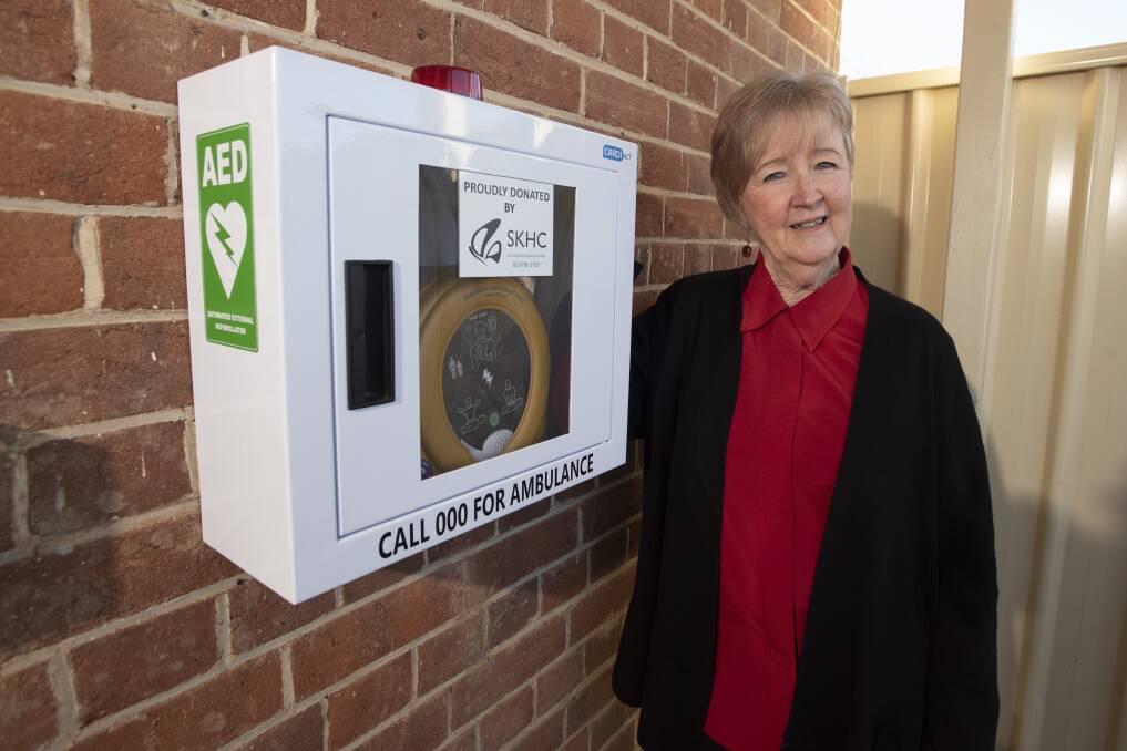 THANK YOU: Bendemeer resident Anne Doak said it's relieving to know there's a publicly available defibrillator in town. Photo: Peter Hardin 150821PHB026