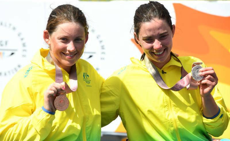 CHAMPIONS: Emily Tapp won silver at the 2018 Commonwealth Games in front of the Hunter's Lauren Parker, left, who took bronze.