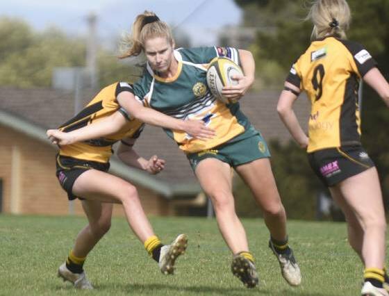 Hannah Crisp during a fast-paced Highlanders game.