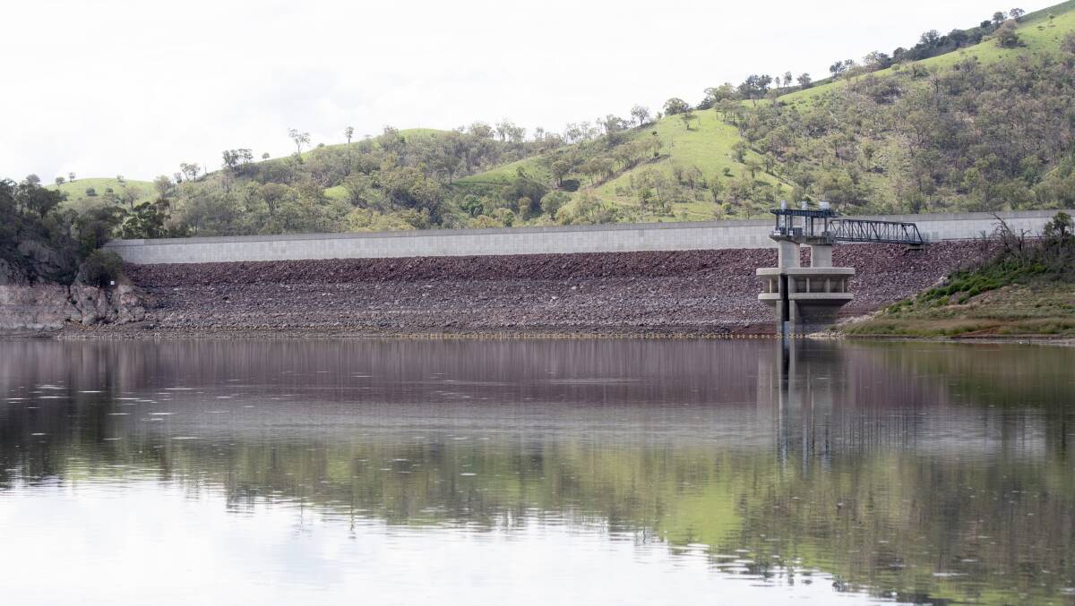 WARNING: WaterNSW has informed Tamworth Regional Council it will remove early warning systems at Chaffey Dam. Photo: Peter Hardin 