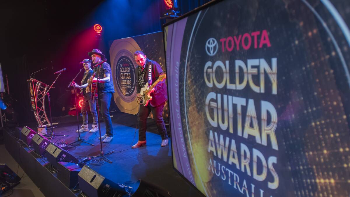 KILLER PERFORMANCE: The Wolfe Brothers performed live at the 2019 Toyota Golden Guitar Awards finalist nominations. Photo: Peter Hardin