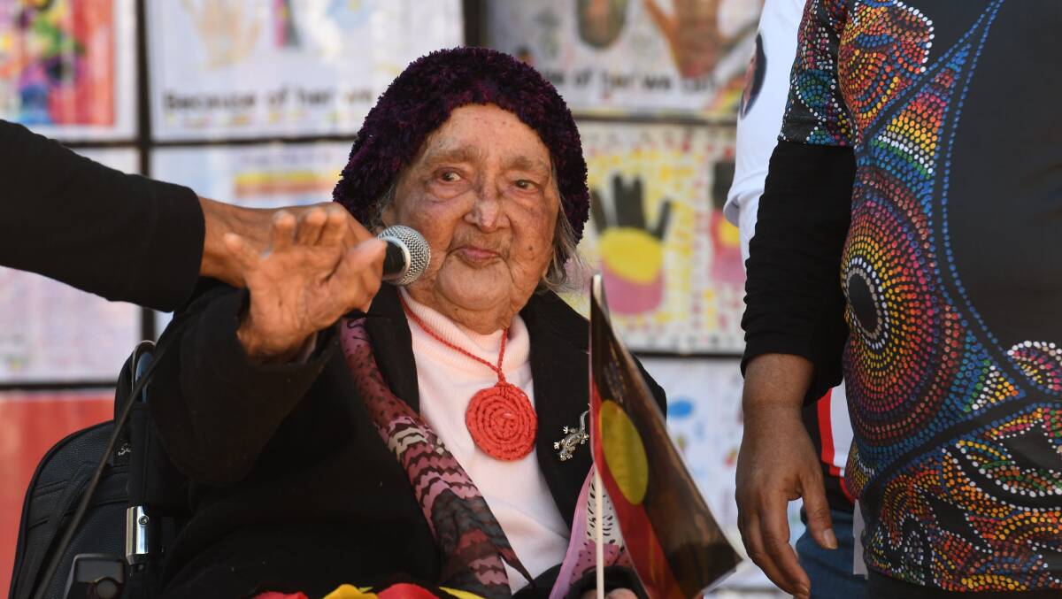 AWARDS CELEBRATE WOMEN: Indigenous elder Pearl Trindall was recognised at the 2018 National NAIDOC Awards for her contribution to the community. The awards were held in Tamworth on Friday. Photo: Gareth Gardner