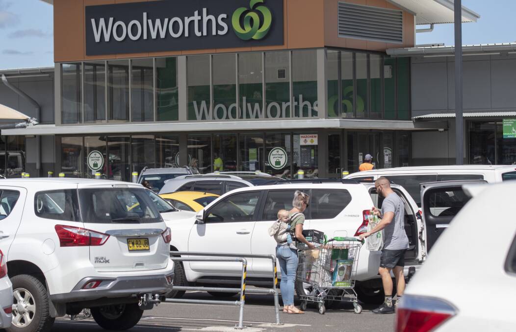 RESTOCK: Tamworth Regional Council has applied an immediate blanket exemption from delivery curfews for supermarkets. Photo: Peter Hardin 