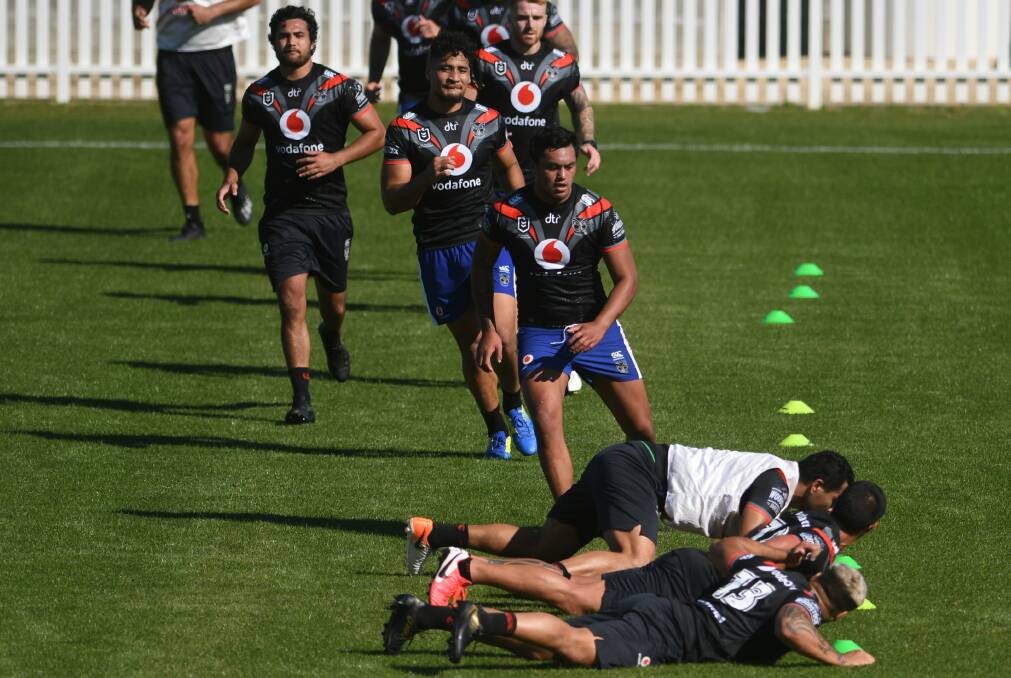 DRILLS: Tuesday marked the first day of training for the NZ Warriors at Tamworth's Scully Park. Photo: Gareth Gardner 050520GGA16