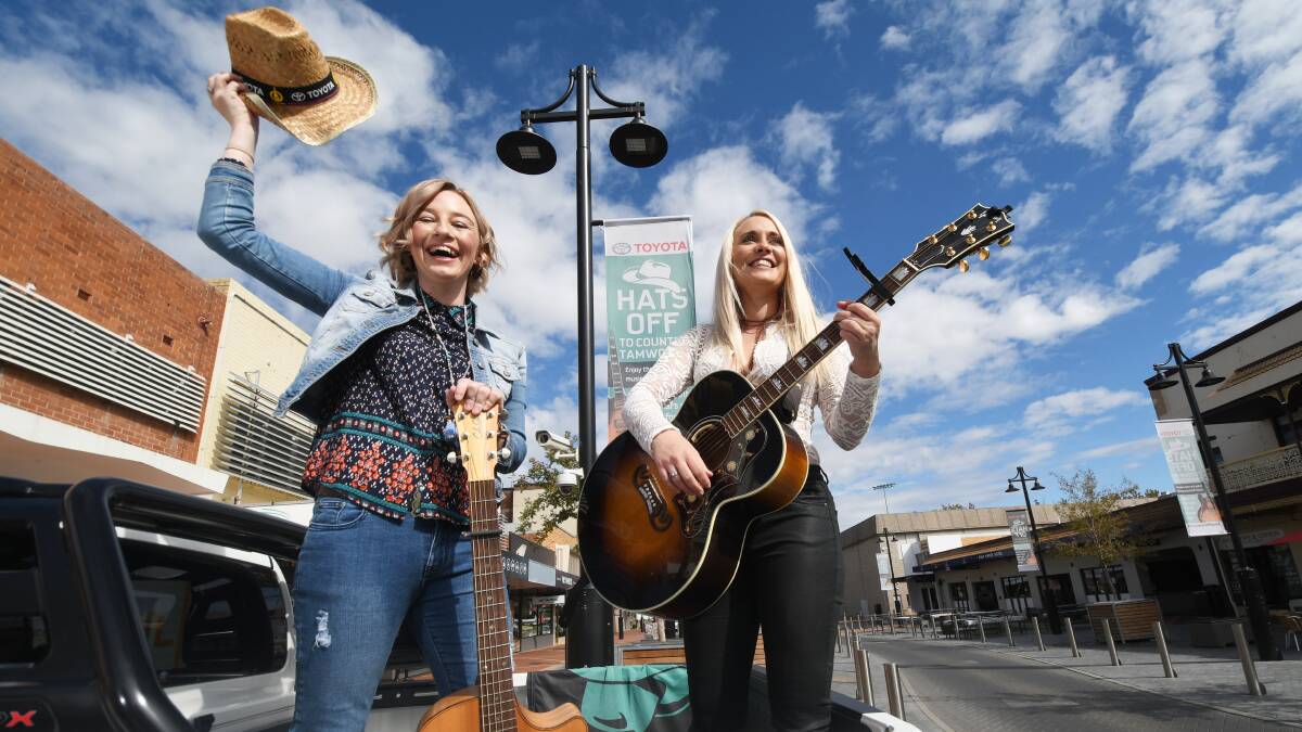 GOLDEN GIRLS: Tamworth's homegrown country music stars Ashleigh Dallas and Aleyce Simmonds. Photo: Gareth Gardner 160519GGA07