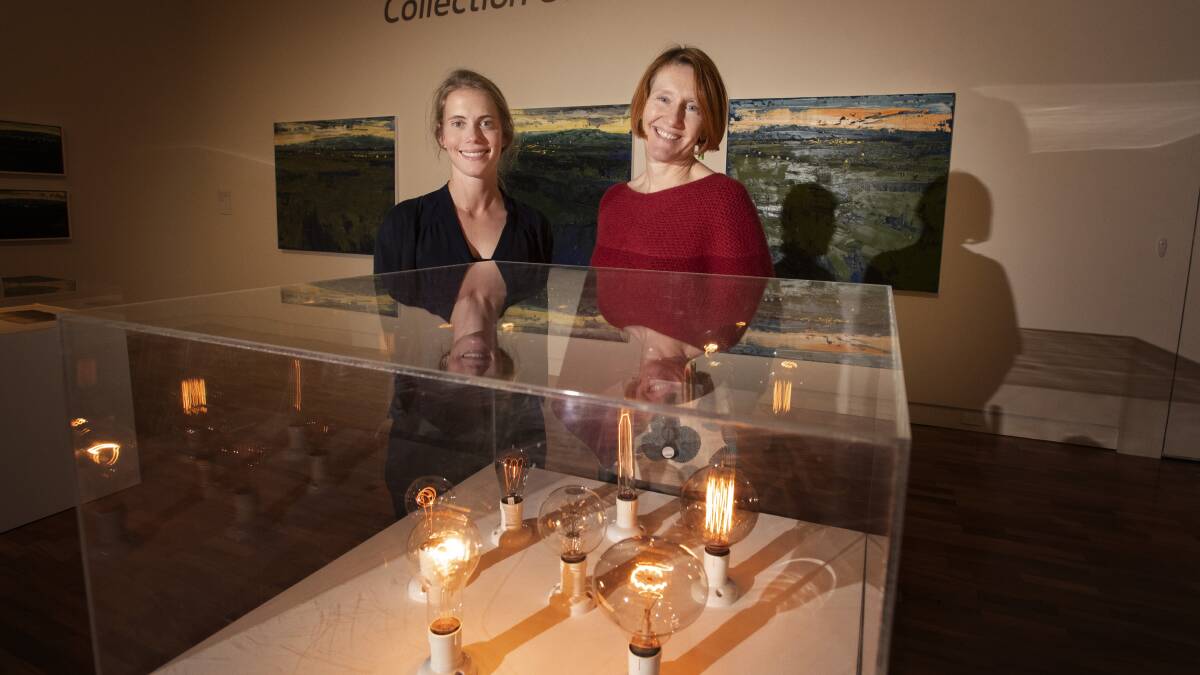 HUGE PROJECT: Tamworth Regional Council cultural collections officer Naomi Blakey and gallery and museums director Bridget Guthrie. Photo: Peter Hardin 010621PHC002