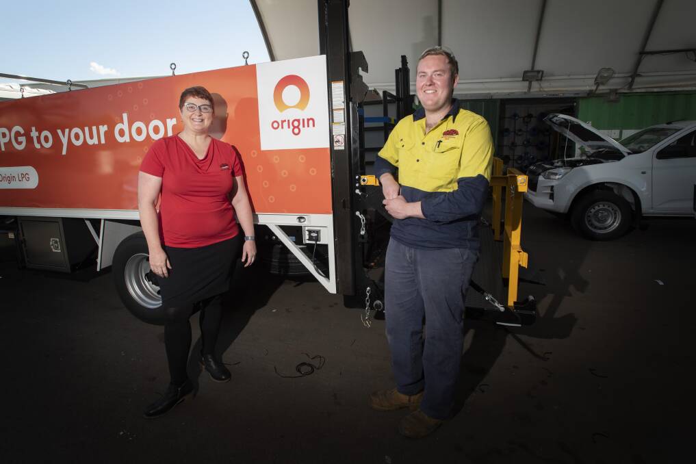 WAGES WELCOMED: Obieco Industries Tamworth HR manager Fiona Sweeney and apprentice Corie Burgess. Photo: Peter Hardin 061020PHB002