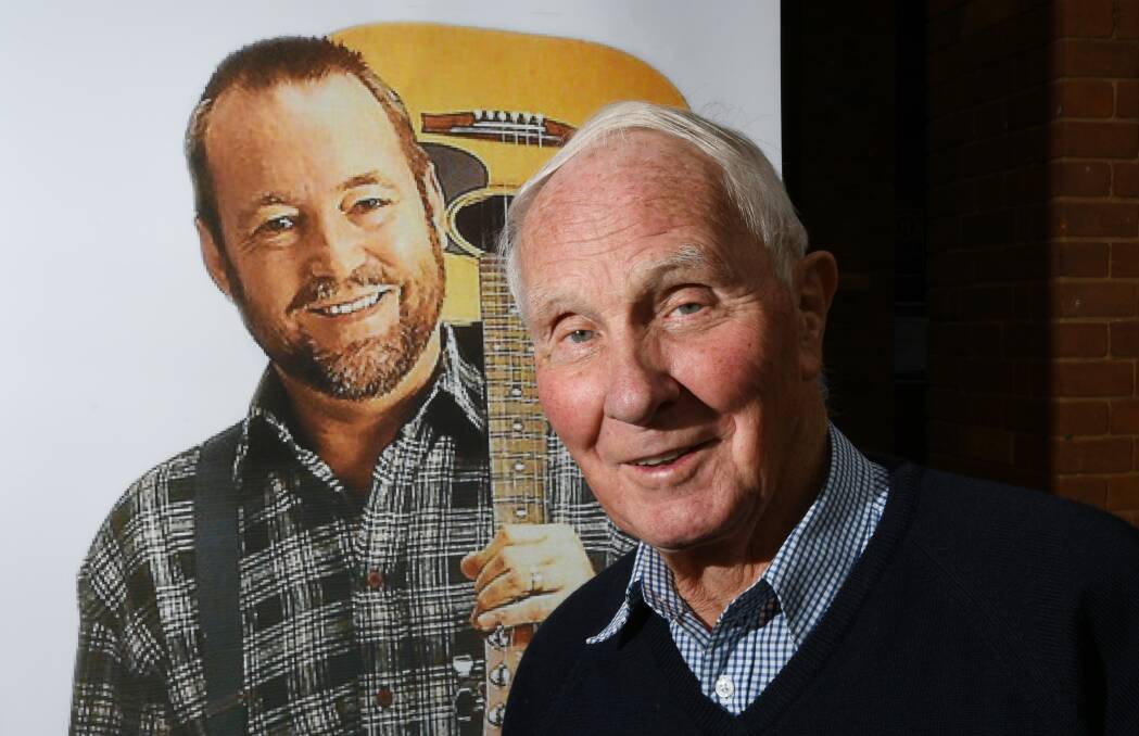 UNVEILING: Tamworth country music stalwart Max Ellis wants the public's help to fund a bronze bust of John Williamson. Photo: Gareth Gardner 040621GGB07