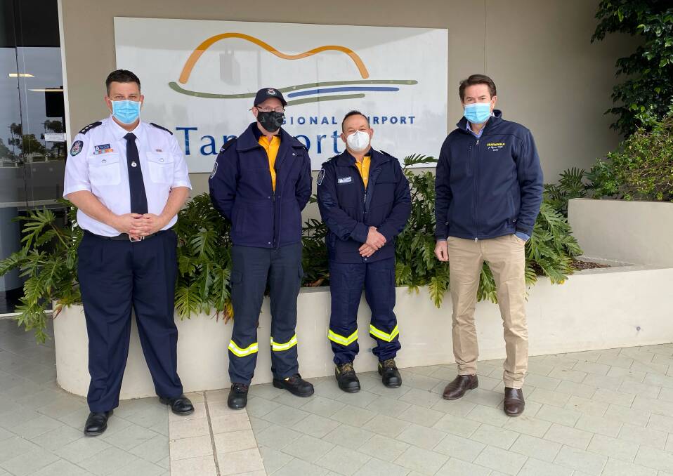 BRAVE EFFORT: Tamworth Rural Fire Service commander Heath Stimson, volunteers Brent King and Allen Madden and Tamworth MP Kevin Anderson. Photo: Supplied