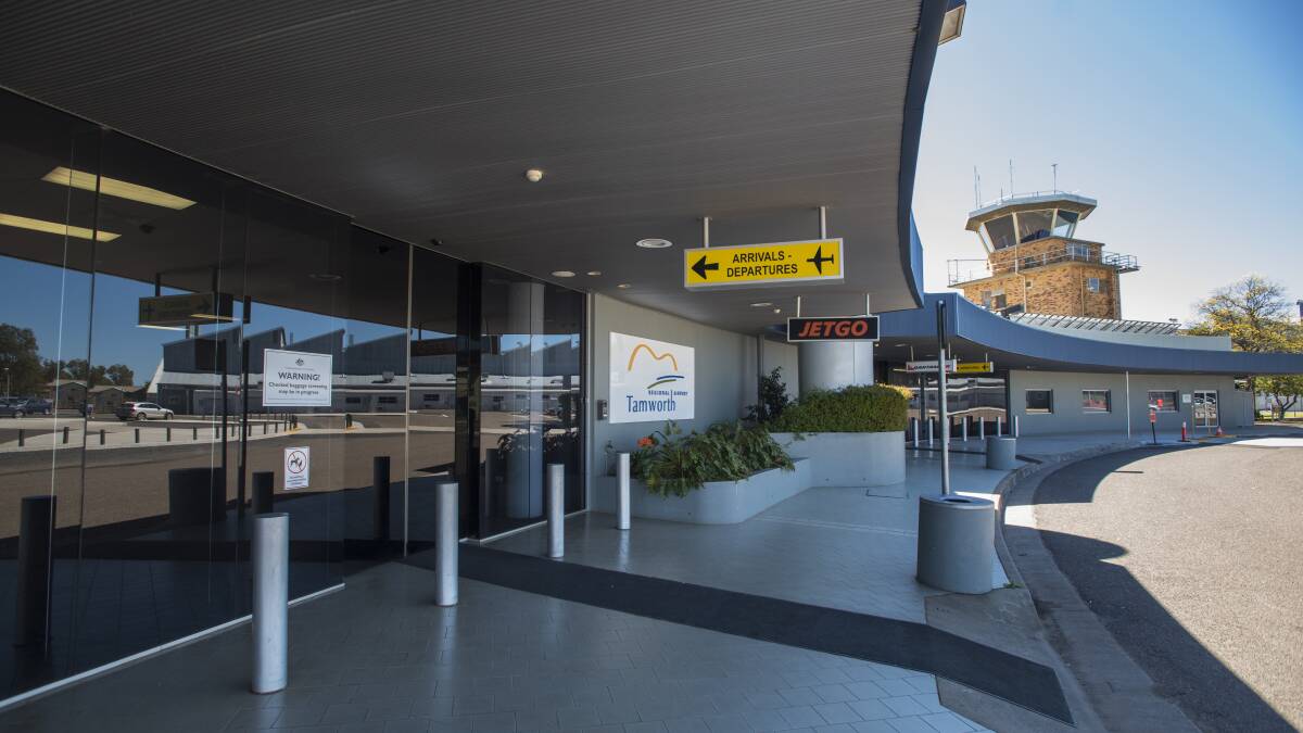NEW GROUP: Tamworth Regional Council has established a new working group to deal with challenges at Tamworth Regional Airport. Photo: Peter Hardin, file.