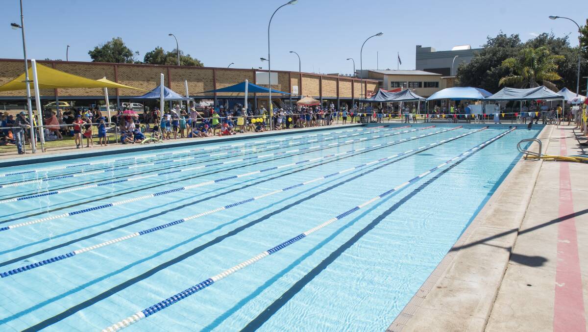 CASH SPLASH: A $67 million new aquatic centre for Tamworth would mean the two existing pools be demolished. Photo: Peter Hardin