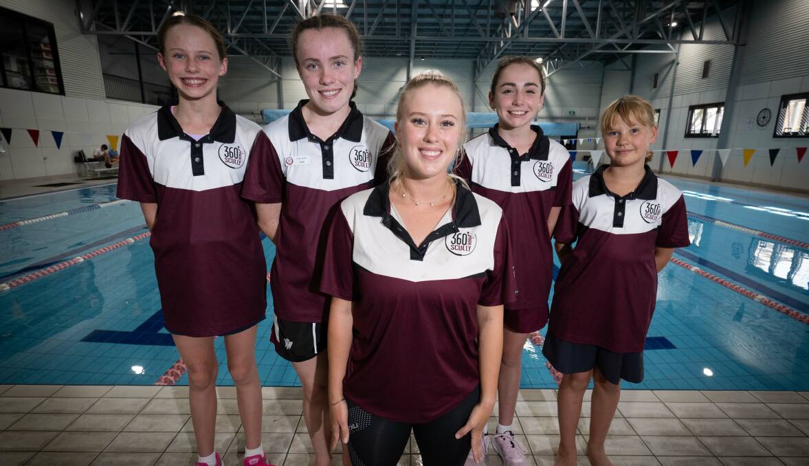 360 Scully Park swimmers (from left) Caitlyn Costelloe, Blair Bartlett, Lucie Purkiss, and Savannah Mills with coach Kate Bolte ahead of the Country Championships. Absent are Abbey Trewern, Adelaide and Alexander Scanlon-Dawson, and Sophie Rindfleish. Picture by Peter Hardin.