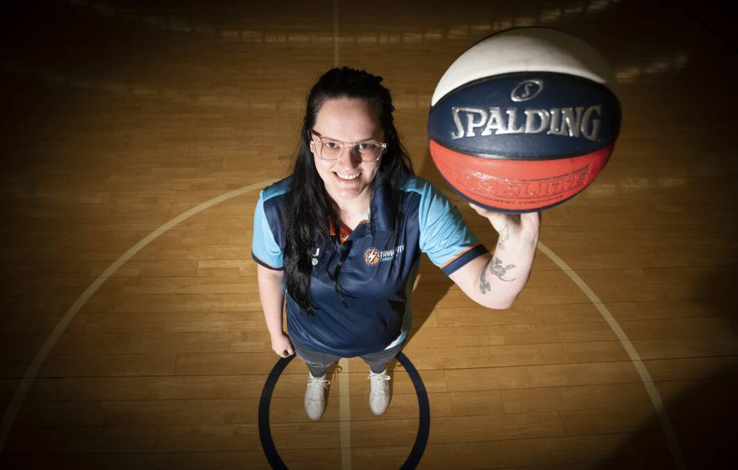 On the ball: Mikaela Watson has found a home in Tamworth, and said she was "so happy" to have made the move north from Victoria. Photo: Peter Hardin.
