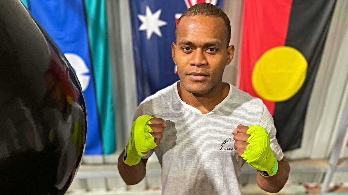 Lemuel Silisia thanked his training partners, coaches, and the Tamworth crowd for helping fire him to a win in his professional debut. Picture by Zac Lowe.