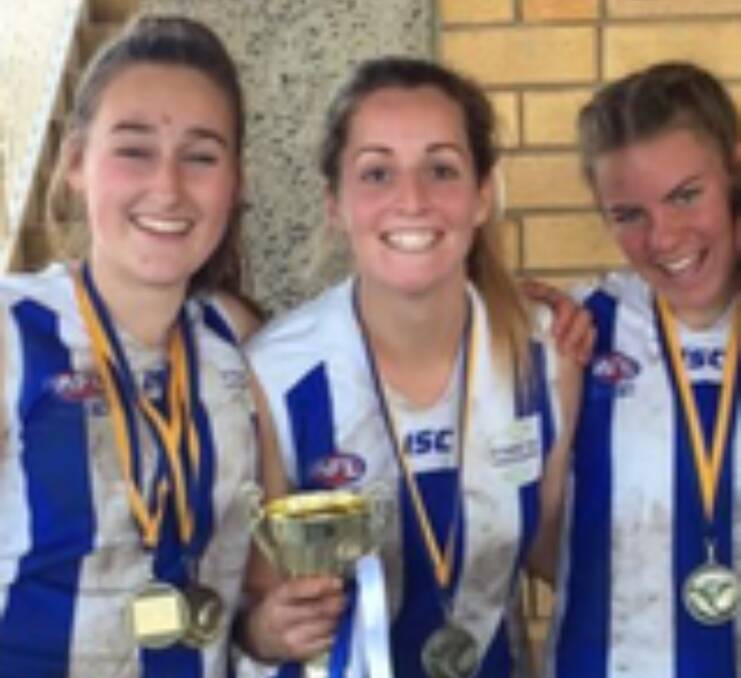 Campbell (centre) has forged strong connections with her players this year, which many admire her for. Picture supplied.