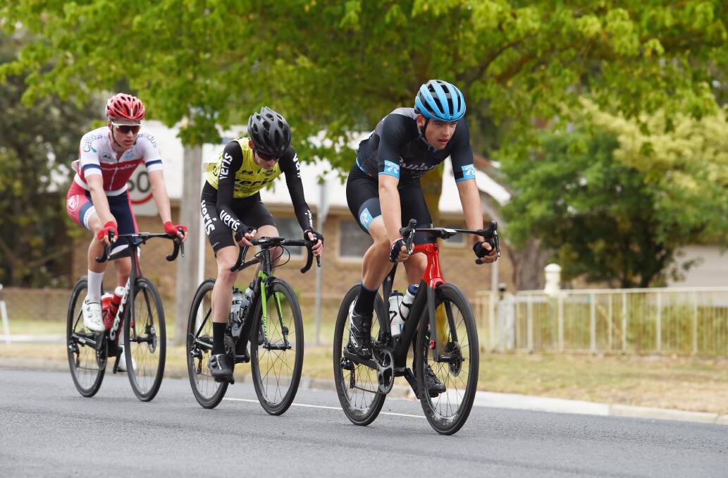 Deasey takes his turn out in front. Photo: Ballarat Courier