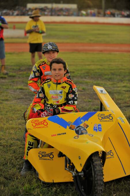 Family affair: Brady (front) teamed up with cousin Jesse Tickle at last year's Australian titles. Photo: Taylor Photographics
