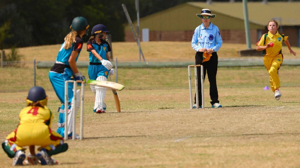 McGill umpiring at the recent country under-13s girls championships