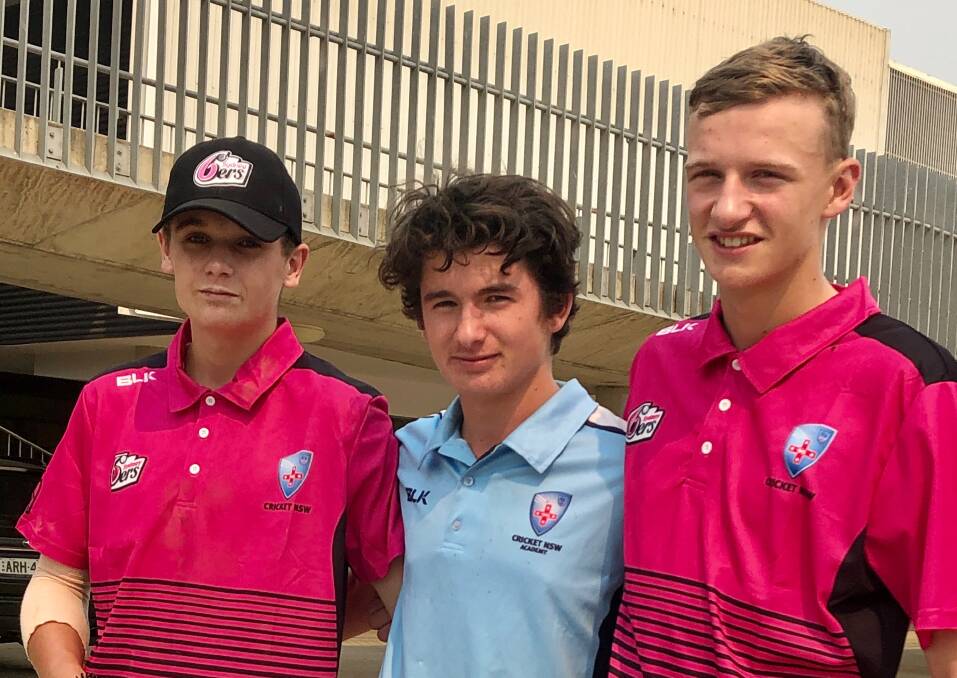 Dream come true: Tamworth young gun Ben Livingstone (centre) will represent NSW at next year's under-15 national championships. Photo: Supplied