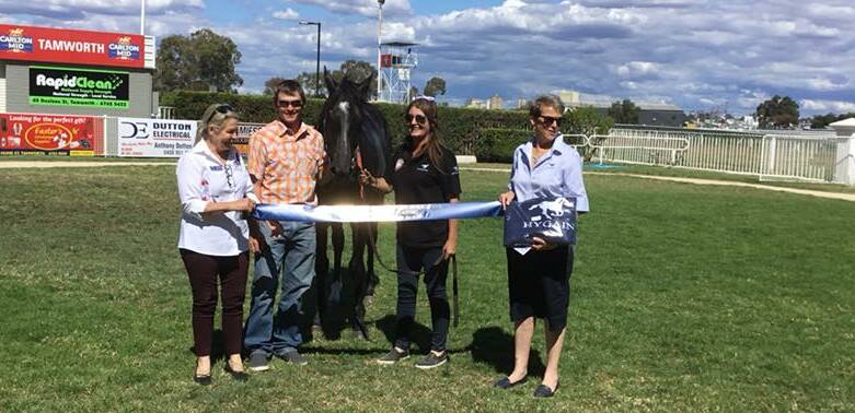 Some of the connections of Autumn Ridge after he won the Craig Martin Uses Hygain NV1 Maiden Plate (1400m). Photo: Rachel Young